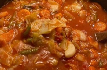 Easy Homemade cabbage soup