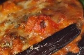 Baked Eggplant with Savory Meat Filling