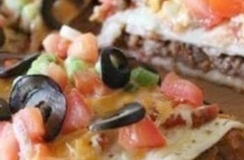 Homenade Mexican Pizza