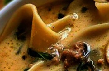 Creamy Alfredo Lasagna Soup: A Comforting Twist on a Classic