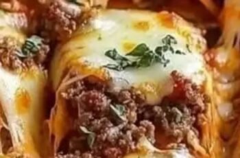 Tater Tot Breakfast Bowl with Sausage Gravy