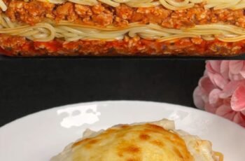 Baked Spaghetti with Minced Beef and Bacon