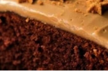Been looking for this cake for a long time, and finally got the recipe! The frosting is unreal