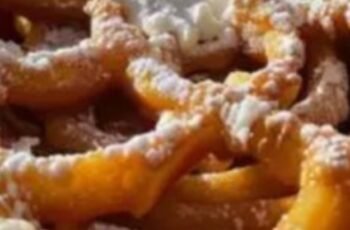County Fair Funnel Cakes: A Classic, Crispy Treat That’s Easy to Make at Home!