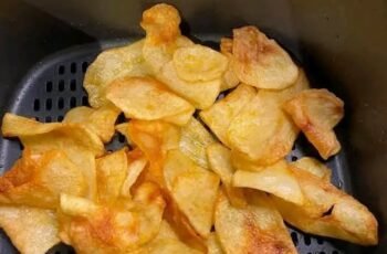 Air fryer potato chips