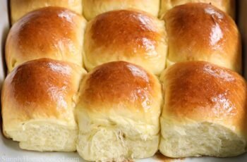 MILK BRIOCHE ROLLS