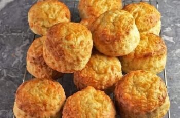 Air Fryer Cheese Scones