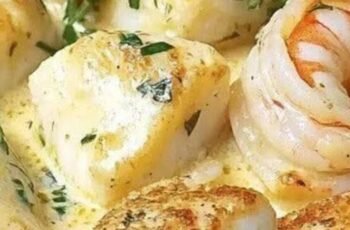 Shrimp and Cod in Creamy Garlic Sauce