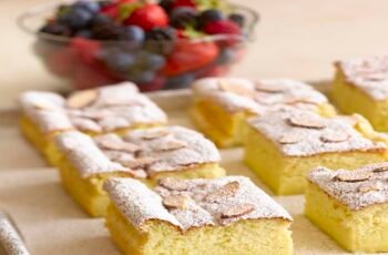 Flourless Almond Cake with Raspberry Sauce