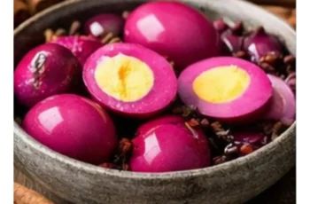 Pennsylvania Dutch Pickled Red Beet Eggs