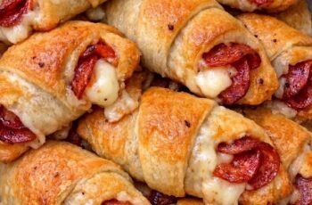3-Ingredient Crescent Pizza Rolls
